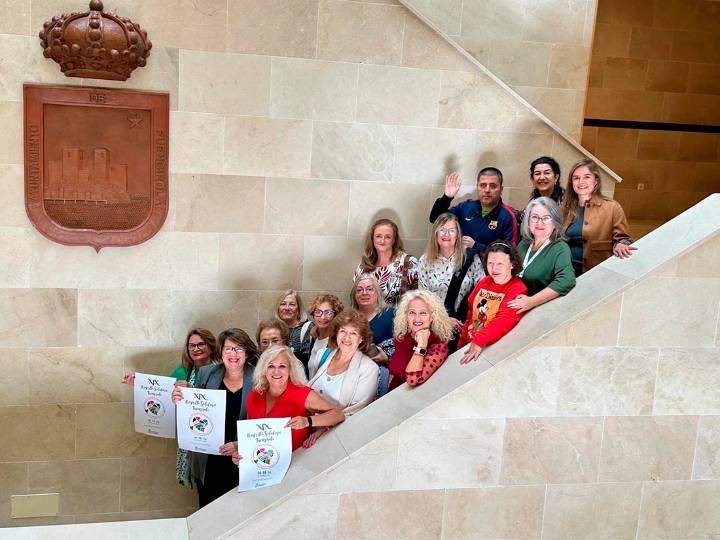 El Ayuntamiento fomenta la labor del tejido asociativo y del voluntariado de Fuengirola con un nuevo Rastrillo Solidario