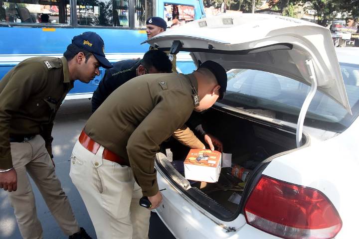 Bhopal News: Vehicles Searched At Checkpoints, Social Media Under Watch After Delhi Red For Blast