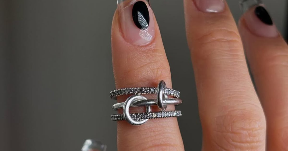 10 Winter 2026 Nail Trends Upgrading Your Manicure Game