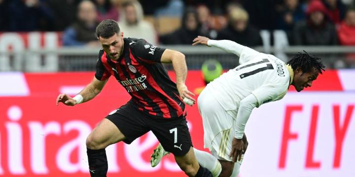 Santiago Giménez es duda con el AC Milán ante la Roma por lesión y enciende las alarmas en la Selección Mexicana