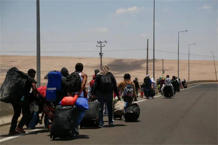 Presidente de Perú declarará estado de emergencia fronterizo para impedir ingreso de migrantes indocumentados