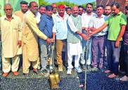 Sethi starts blacktopping work worth Rs 25 lakh in Ward 71