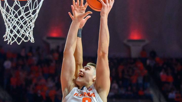 David Mirkovic has 19 points, 14 rebounds to lead No. 17 Illinois to a 113