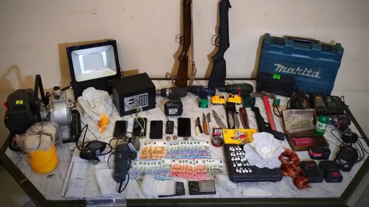 Desmantelado un punto de venta de droga en Morón de la Frontera: hay 10 detenidos