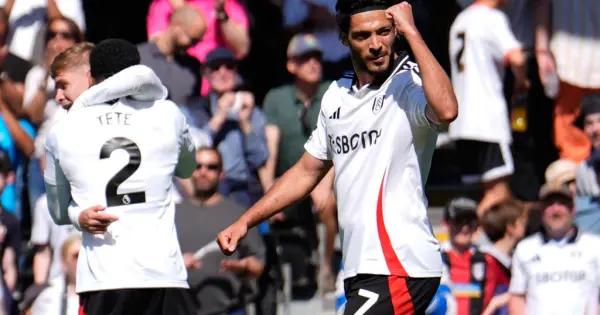 Jiménez anota con Fulham; llega a 61 goles en Premier League