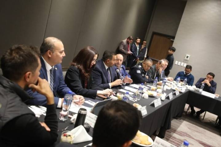 Sostiene Pérez Cuéllar reunión con CCE