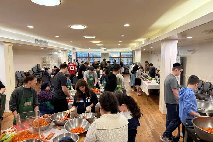 New Yorkers beginning to receive November SNAP benefits, despite federal memo to pause