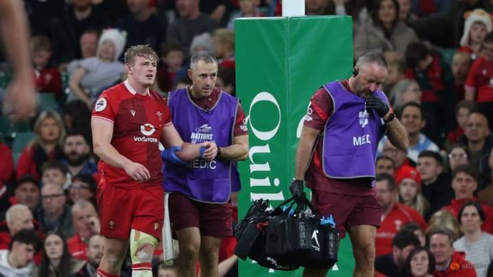 Wales captain Morgan dislocates shoulder in major blow