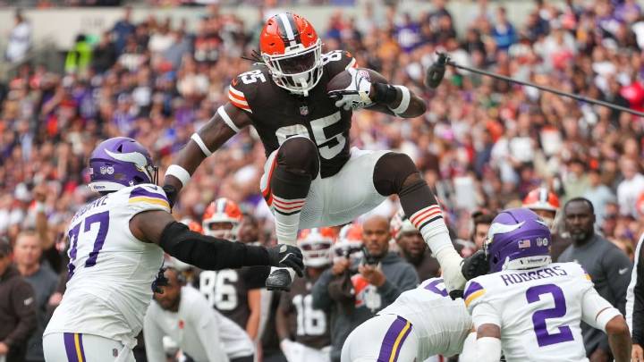 Browns' David Njoku after trade deadline: 'Not going nowhere'