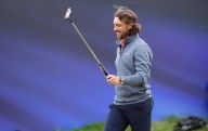 Tommy Fleetwood Touched by 40-Year-Old Pro’s Comeback Story After Almost Quitting the Game Tommy Fleetwood praised a pro golfer's emotional win at the Rolex Grand Final to secure a DP World Tour card 