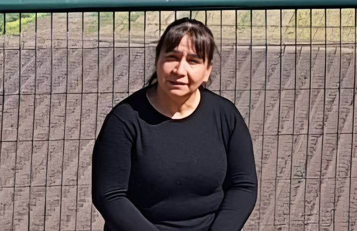 FOTO. Mujer de 55 años lleva 5 días desaparecida en Malloa, región de O’Higgins: dejó sus pertenencias en casa y no llegó al trabajo