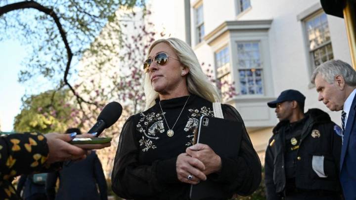 Marjorie Taylor Greene dice que espera una reconciliación con Trump