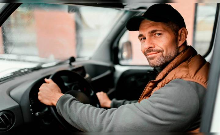 Nuevas reglas para placas de autos en Florida: Ron DeSantis impone estas medidas más estrictas para conductores