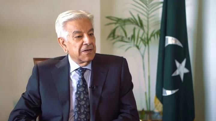 'Ready for two-front war with Afghanistan, India': Khawaja Asif says Islamabad suicide bombing a 'message from Afghan Taliban'