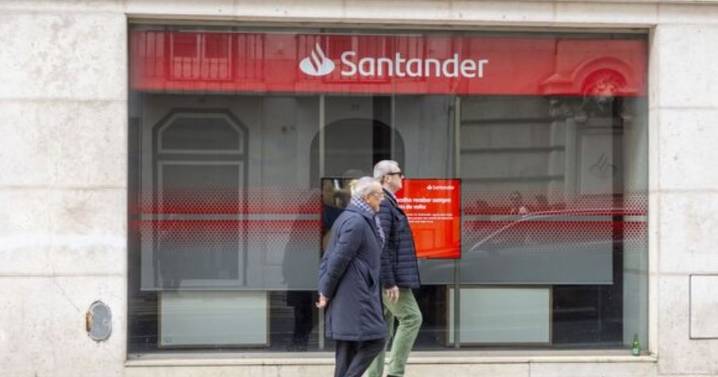 Santander giving £100 bonus to certain customers