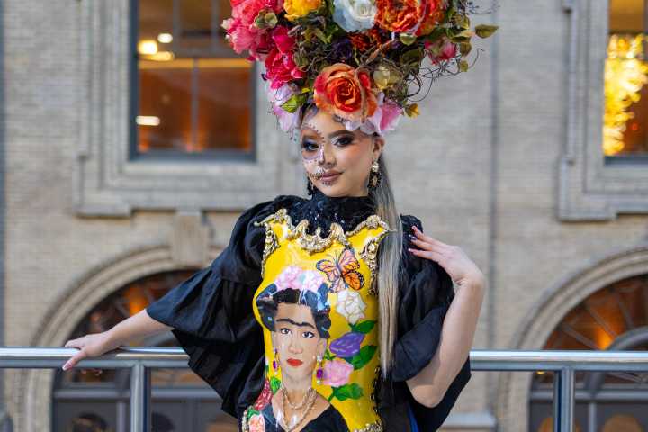 Moda y tradición se unieron en desfile de “Catrinas en mi Ciudad”