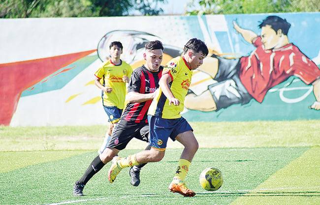 Evita Coyotes la remontada