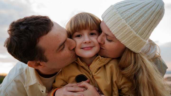 Esto es lo que costará mantener un hijo en 2026, según la inteligencia artificial