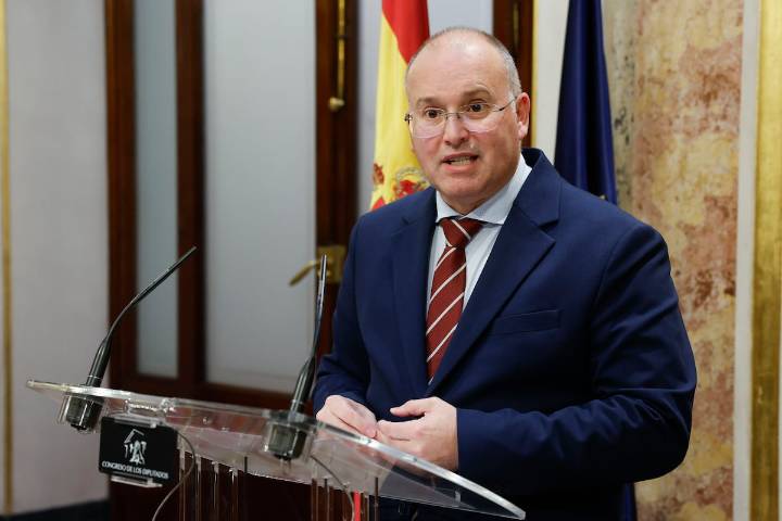 Tellado se lanza en directo contra TVE y Silvia Intxaurrondo: “Esto no puede suceder en democracia”