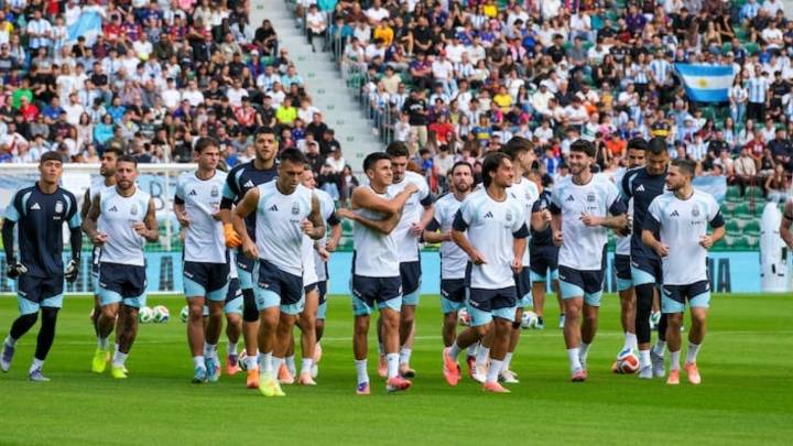 Delirio por la Selección argentina en España: más de 20.000 personas asistieron al entrenamiento del campeón del mundo