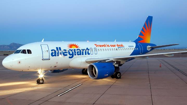 Allegiant pilots to picket in Indianapolis, 21 other cities in push to end contract delays