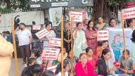 VIDEO: Pune Women Leaders Protest Against Rupali Chakankar; Demand Her Resignation