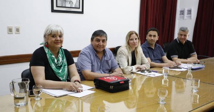 ATE rechazó la oferta salarial del gobierno de Neuquén: «Tarde o temprano vamos a terminar teniendo el IPC»