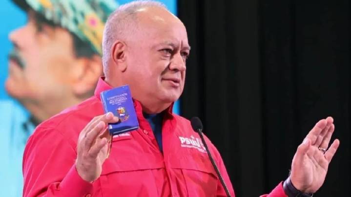 Cabello: Para defender a la Patria se vale todo