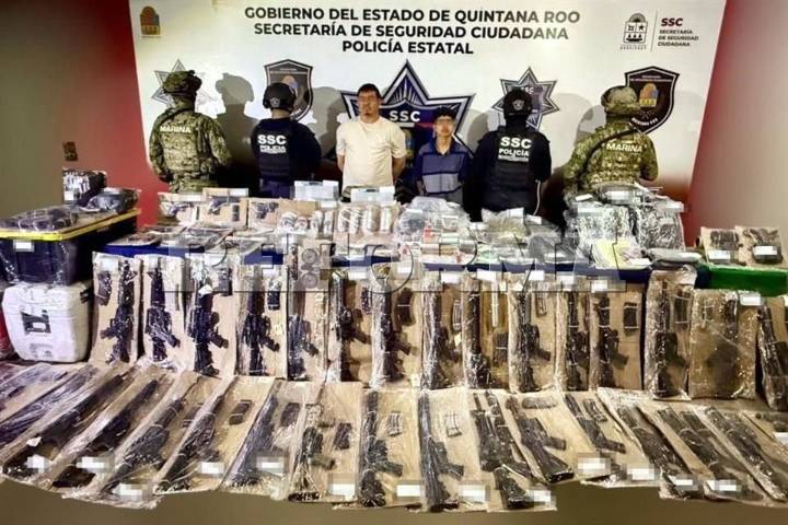 Caen dos del CJNG con arsenal en Cancún