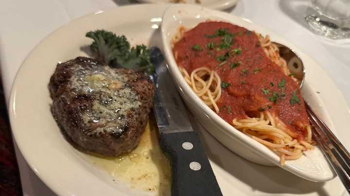 Lucia's Steakhouse offers top service but uneven plates