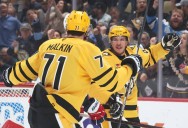 Deadspin | Penguins avoid another blown lead, break away from Capitals