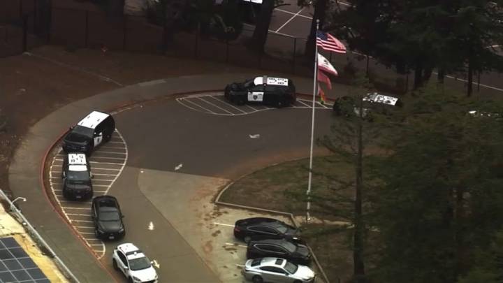 Tiroteo en escuela secundaria Skyline en Oakland – Telemundo Area de la Bahía 48