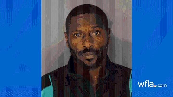 Ex-NFL player Antonio Brown waives extradition on attempted murder charge, will return to Miami