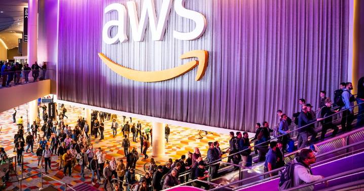 ChatGPT hace ‘match’ con Bezos: Amazon y OpenAI firman acuerdo de 38 mil mdd para chips de Nvidia