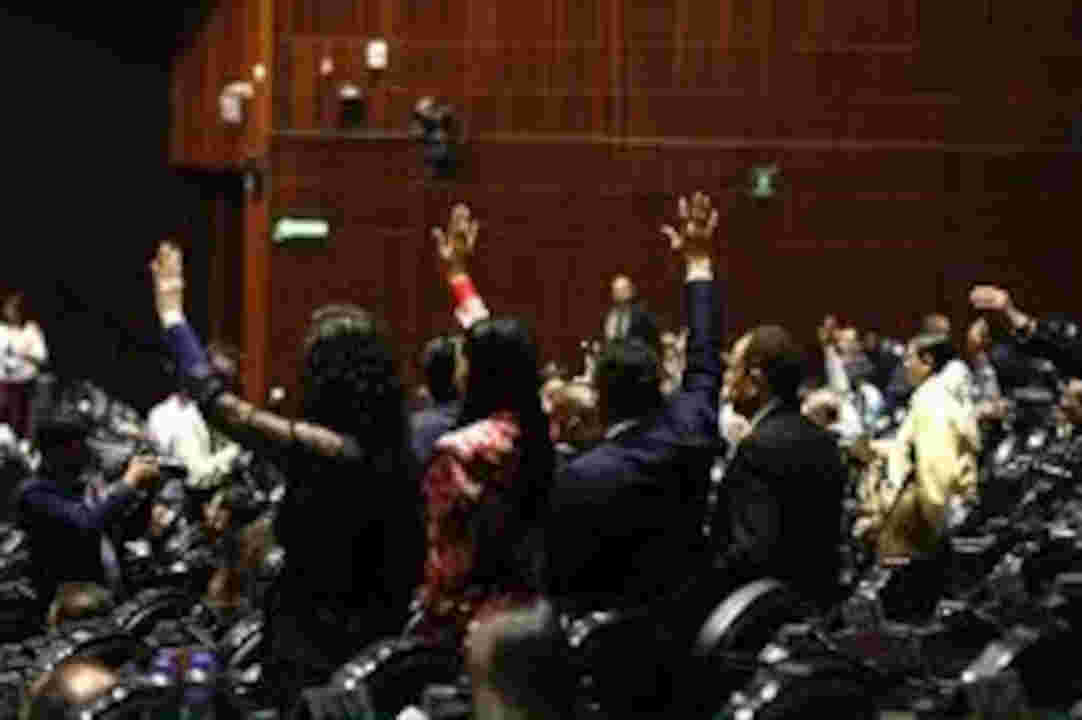 Diputados aprueban ley contra extorsión; habrá sanciones de hasta 42 años