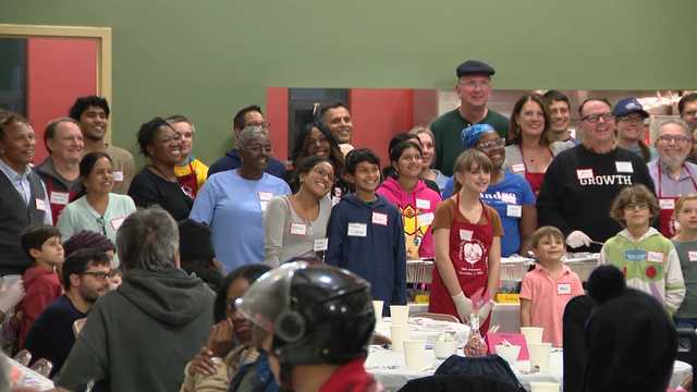 Albright Thanksgiving Dinner held in Pittsburgh's East End
