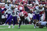 Deadspin | Wisconsin upsets No. 23 Washington to snap 6-game skid