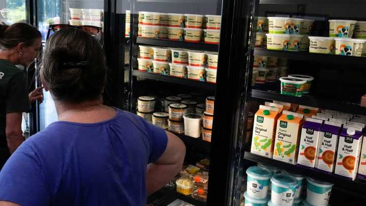 Nearly 9,500 Johnson Co. residents brace for decrease in SNAP benefits