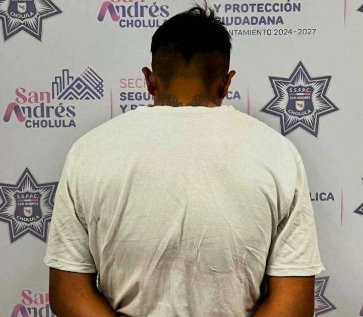 Detienen a menor por conducir motocicleta con reporte de robo en San Andrés Cholula