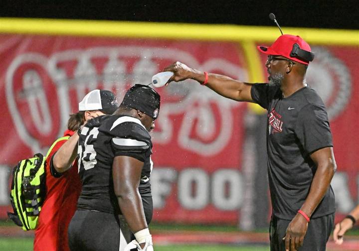 High school football rankings: Aliquippa back on top in WPIAL Class 4A
