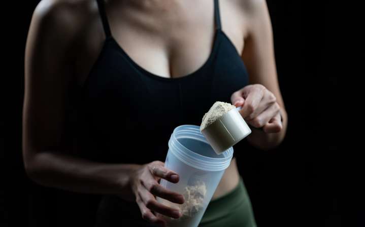 Whey Isolate vs. Concentrate vs. Casein: Pick the Right Protein