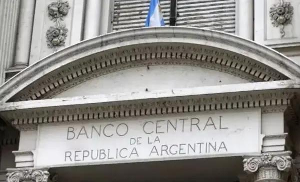 Los bancos bajan las tasas tras la inyección de liquidez del BCRA