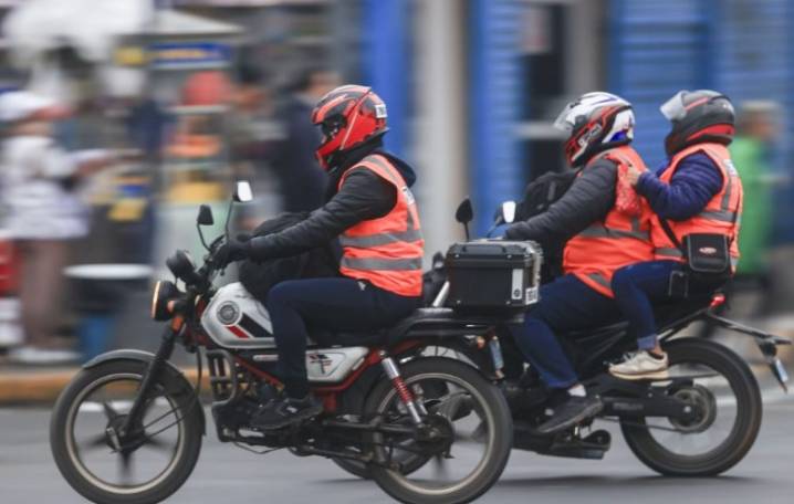 Multarán desde hoy a motorizados que no usen chaleco distintivos en zonas de emergencia