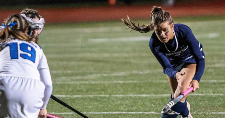 Lady Knights Advance To Finals