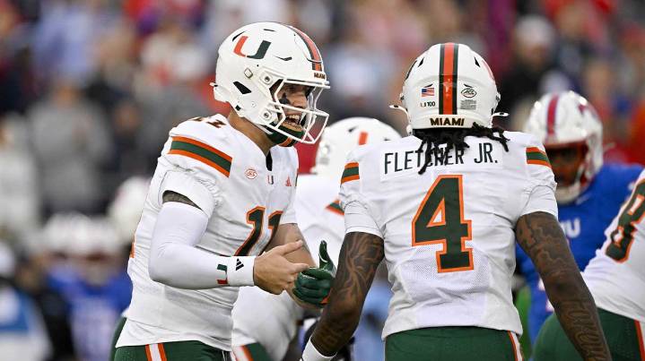 College Football Playoff rankings: Miami jumps Utah, inches closer to Notre Dame