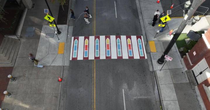 New crosswalk pays tribute to Ryman Auditorium's iconic stained glass windows