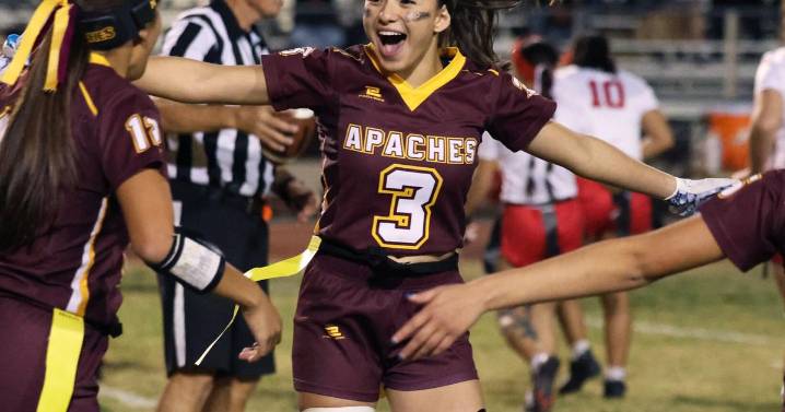 Nogales, Rico Rico kick off flag football rivalry: Apaches win 21