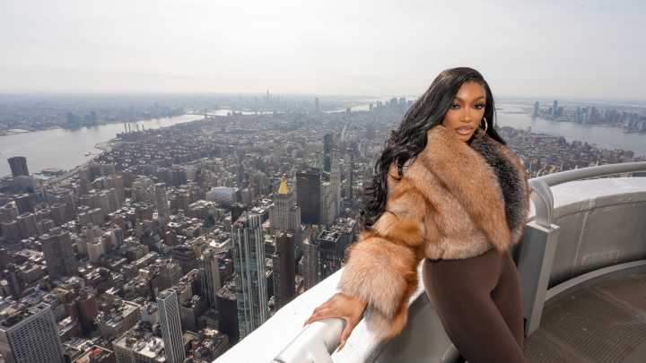 Real Housewife of Atlanta star Porsha Williams escorted off Delta flight