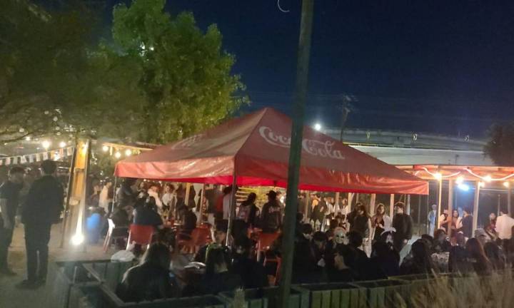 Clausura Comercio Municipal fiesta clandestina con venta de alcohol a menores