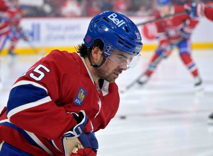 Canadiens’ Alex Newhook out 4 months after ankle surgery